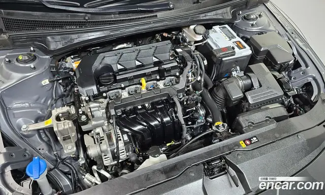 Hyundai Avante 2024 1.6 автомат (гидро), миниатюра 6 Hyundai Avante 2024 1.6 автомат (гидро), миниатюра 6