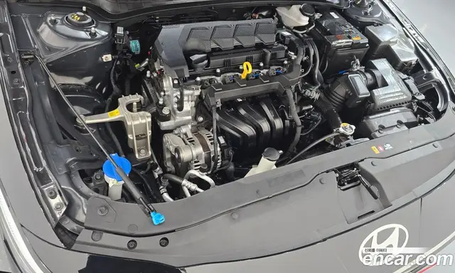Hyundai Avante 2024 1.6 автомат (гидро), миниатюра 5