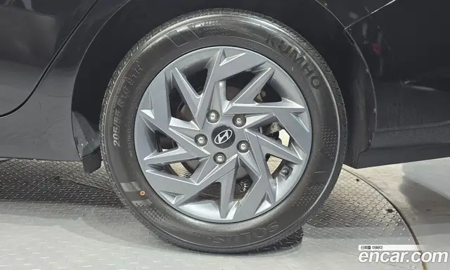 Hyundai Avante 2024 1.6 автомат (гидро), миниатюра 6