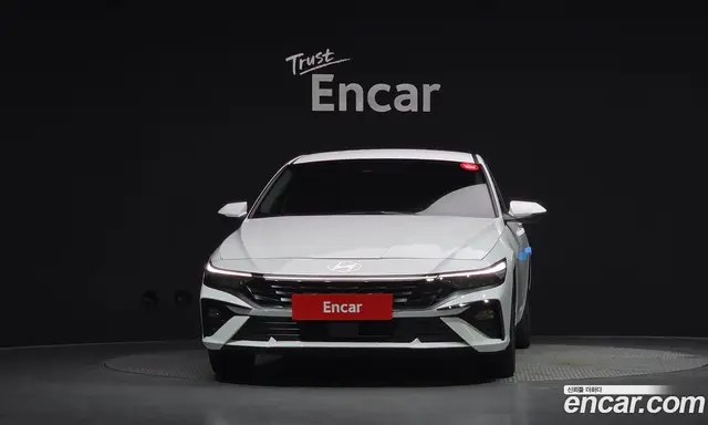 Hyundai Avante 2025 1.6 автомат (гидро), миниатюра 3
