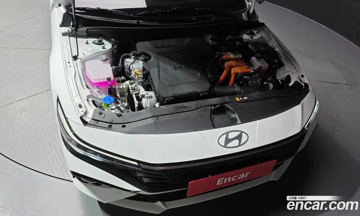 Hyundai Avante 2025 1.6 автомат (гидро), фото 6
