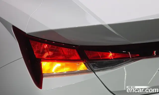 Hyundai Avante 2025 1.6 автомат (гидро), миниатюра 9