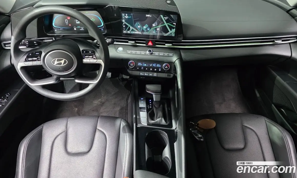 Hyundai Avante 2025 1.6 автомат (гидро), фото 10