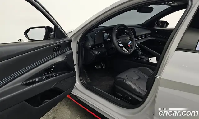 Hyundai Avante 2025 2.0 автомат (гидро), миниатюра 12
