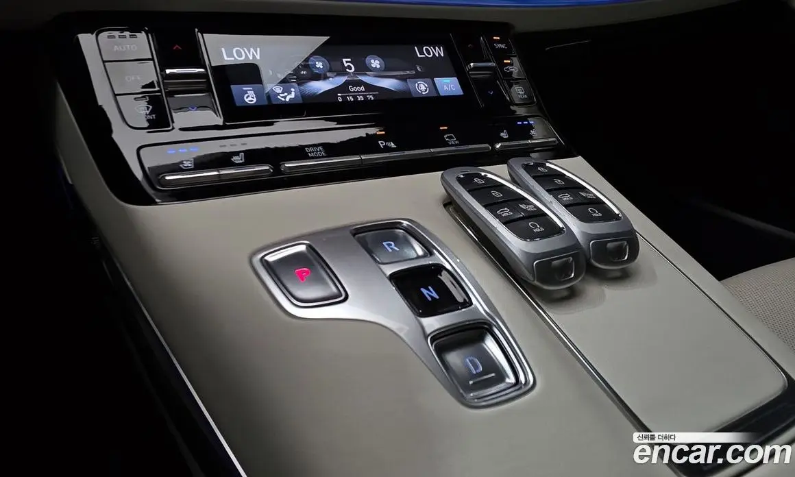 Hyundai Grandeur 2022 3.3 автомат (гидро), фото 12