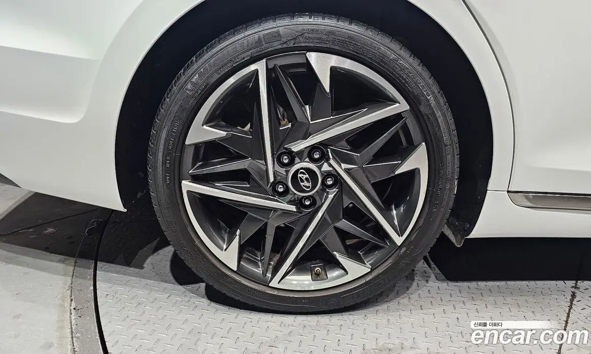 Hyundai Grandeur 2022 3.3 автомат (гидро), фото 5