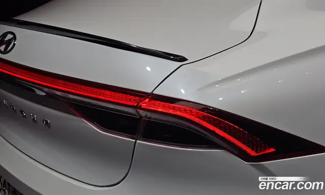 Hyundai Grandeur 2022 3.3 автомат (гидро), миниатюра 9