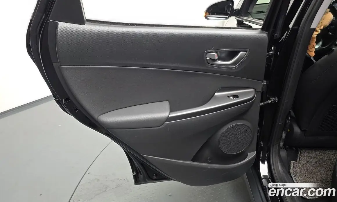 Hyundai Kona 2019 0.2 автомат (гидро), фото 14 Hyundai Kona 2019 0.2 автомат (гидро), фото 14