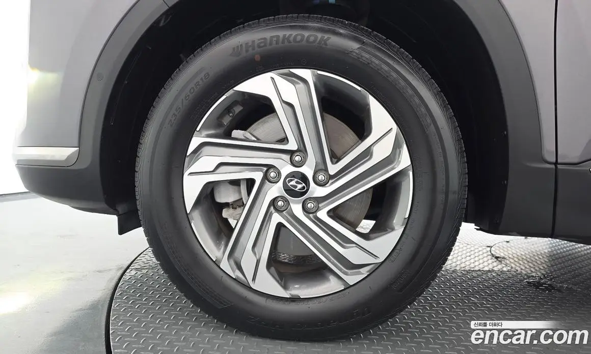 Hyundai Santa Fe 2023 2.5 автомат (гидро), фото 5 Hyundai Santa Fe 2023 2.5 автомат (гидро), фото 5