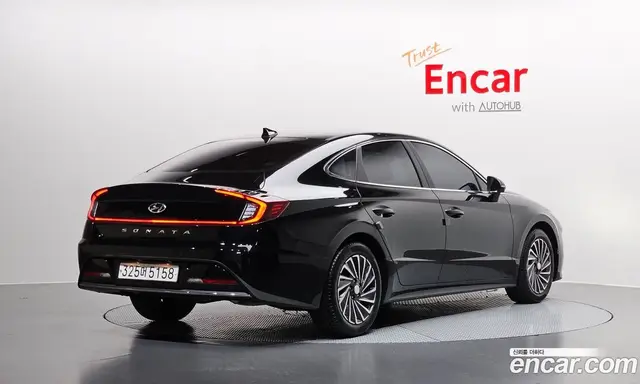 Hyundai Sonata 2023 2.0 автомат (гидро), миниатюра 2
