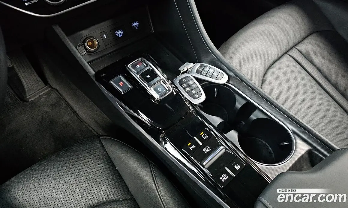 Hyundai Sonata 2023 2.0 автомат (гидро), фото 12