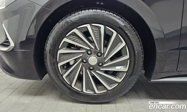 Hyundai Sonata 2023 2.0 автомат (гидро), миниатюра 5