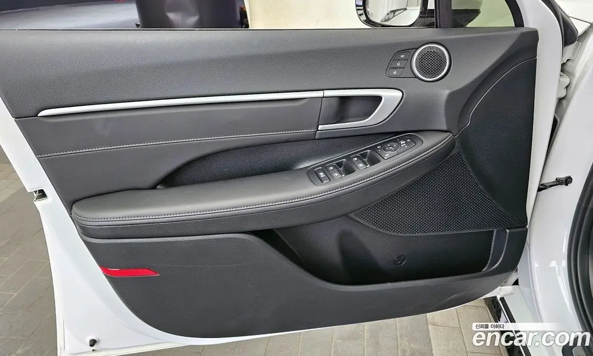 Hyundai Sonata 2024 2.0 автомат (гидро), фото 14