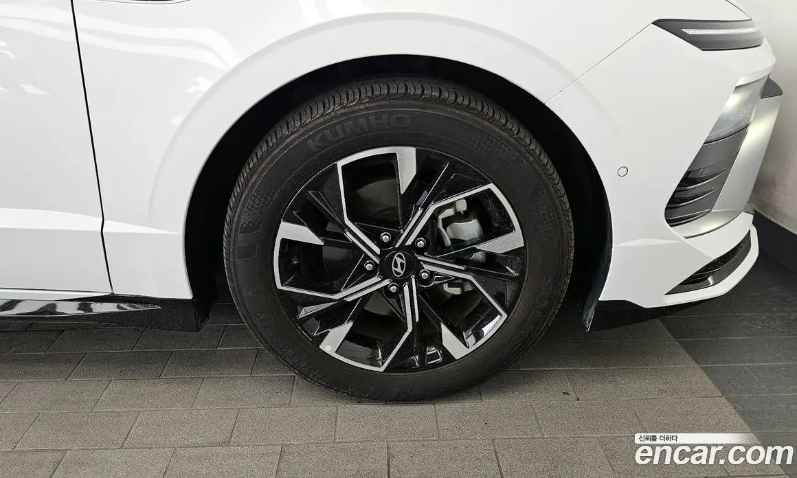 Hyundai Sonata 2024 2.0 автомат (гидро), фото 7