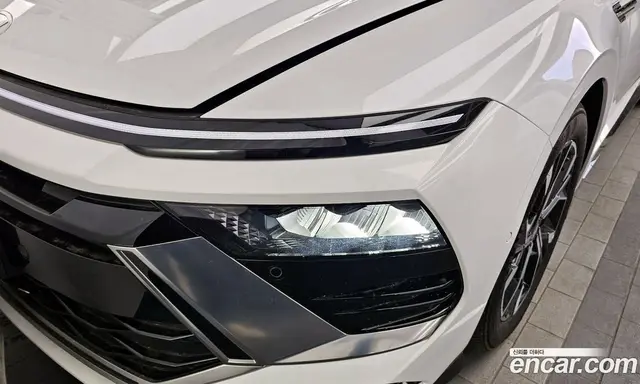 Hyundai Sonata 2024 2.0 автомат (гидро), миниатюра 8