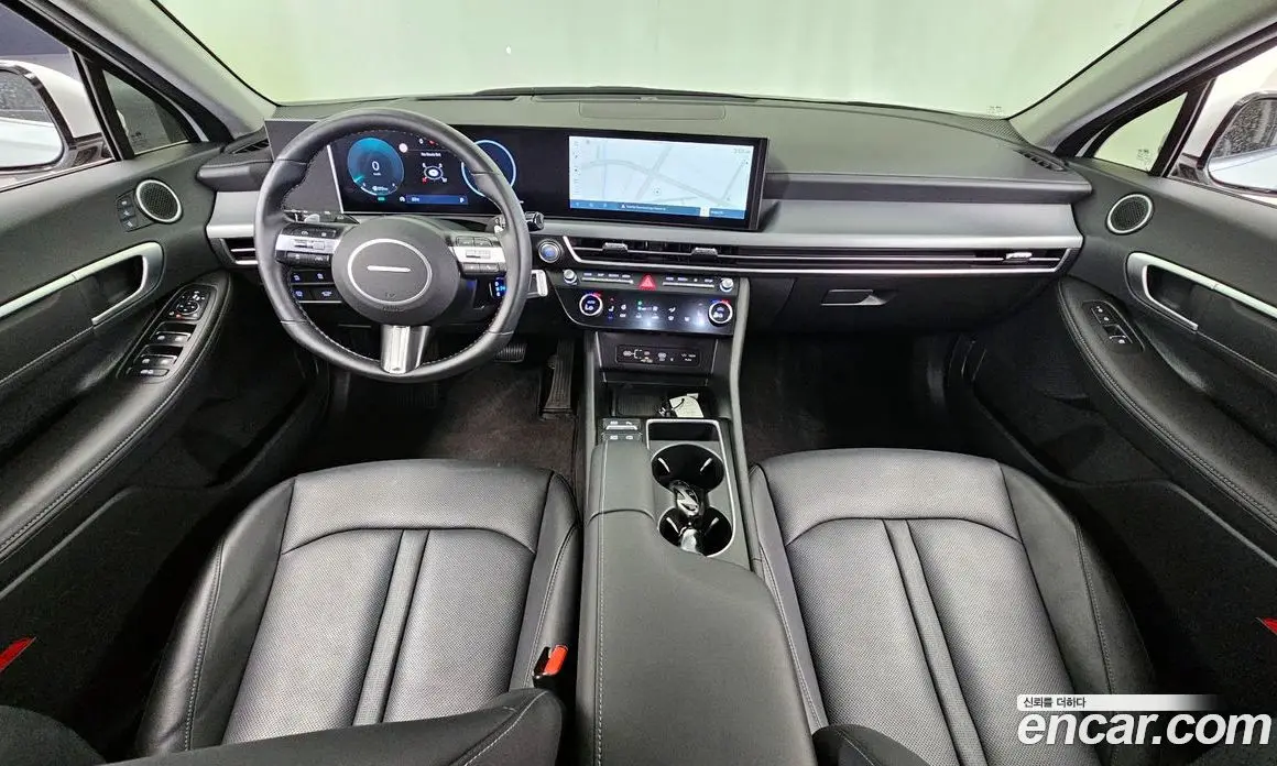 Hyundai Sonata 2024 2.0 автомат (гидро), фото 10