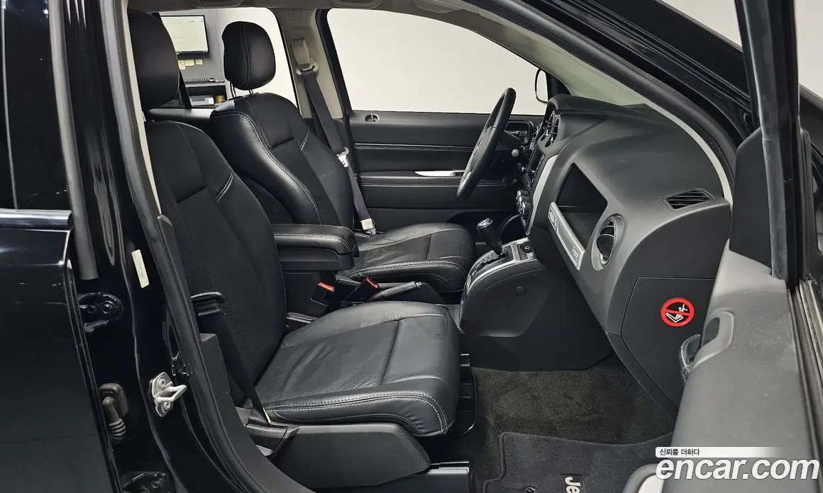 Jeep Compass 2016 2.4 автомат (гидро), фото 15 Jeep Compass 2016 2.4 автомат (гидро), фото 15