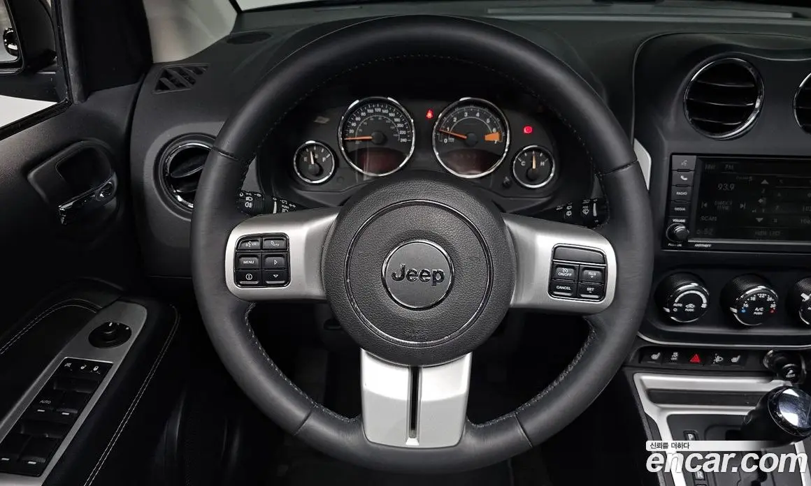 Jeep Compass 2016 2.4 автомат (гидро), фото 18 Jeep Compass 2016 2.4 автомат (гидро), фото 18