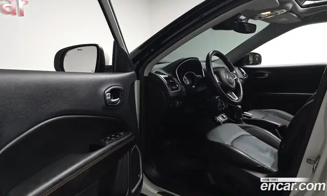 Jeep Compass 2021 2.4 автомат (гидро), миниатюра 12