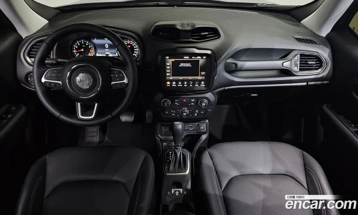 Jeep Renegade 2023 1.3 автомат (гидро), фото 9 Jeep Renegade 2023 1.3 автомат (гидро), фото 9