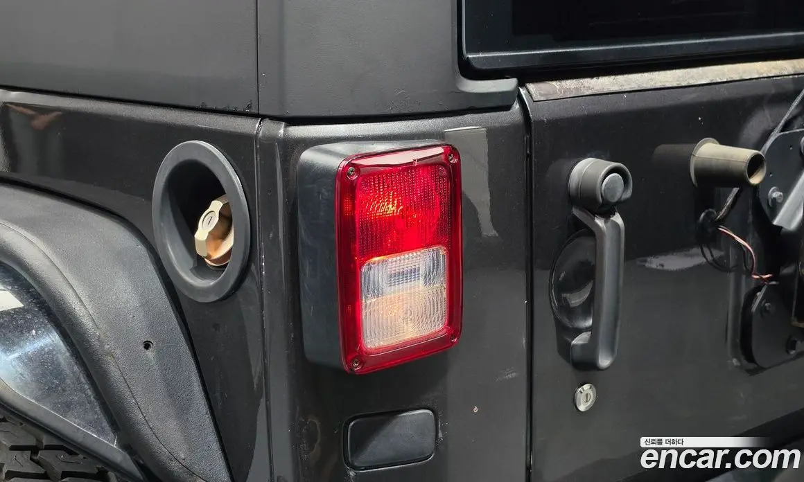 Jeep Wrangler 2016 3.6 автомат (гидро), фото 9 Jeep Wrangler 2016 3.6 автомат (гидро), фото 9