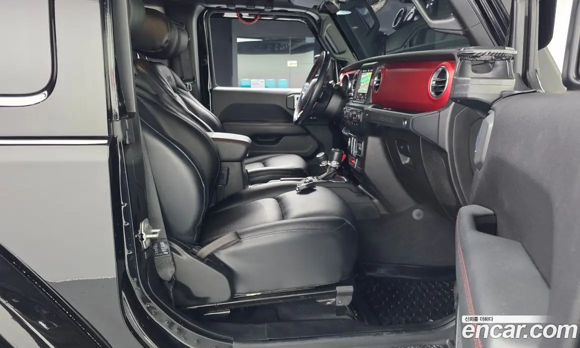 Jeep Wrangler 2020 2.0 автомат (гидро), фото 17
