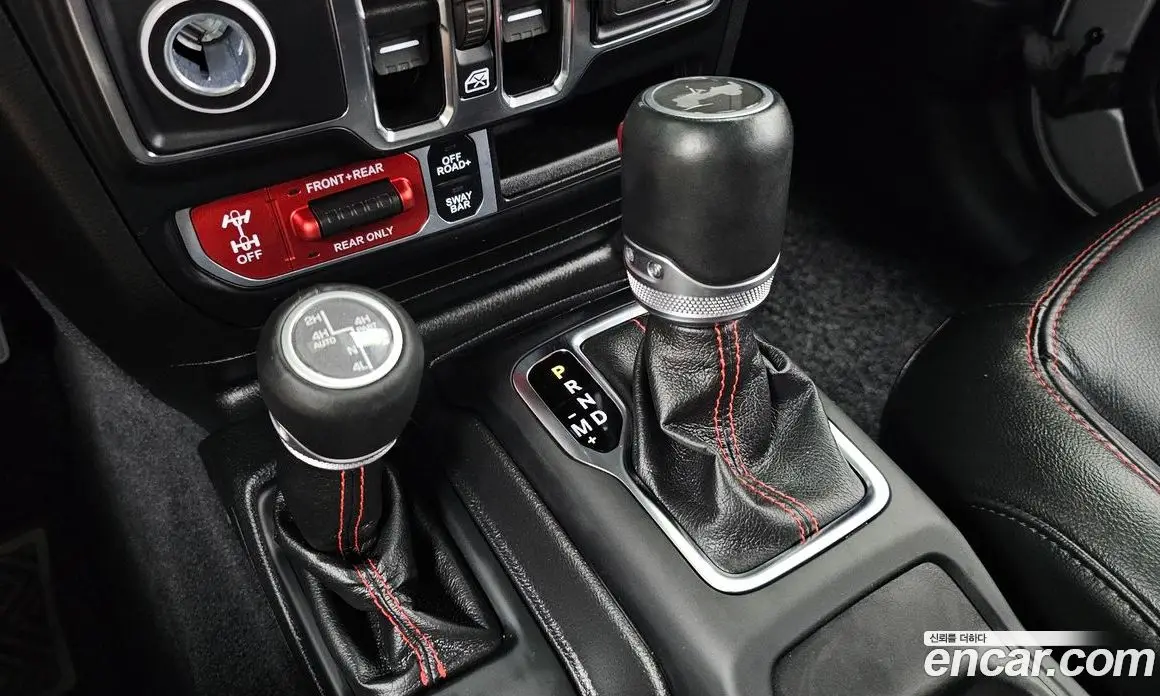 Jeep Wrangler 2021 2.0 автомат (гидро), фото 12 Jeep Wrangler 2021 2.0 автомат (гидро), фото 12