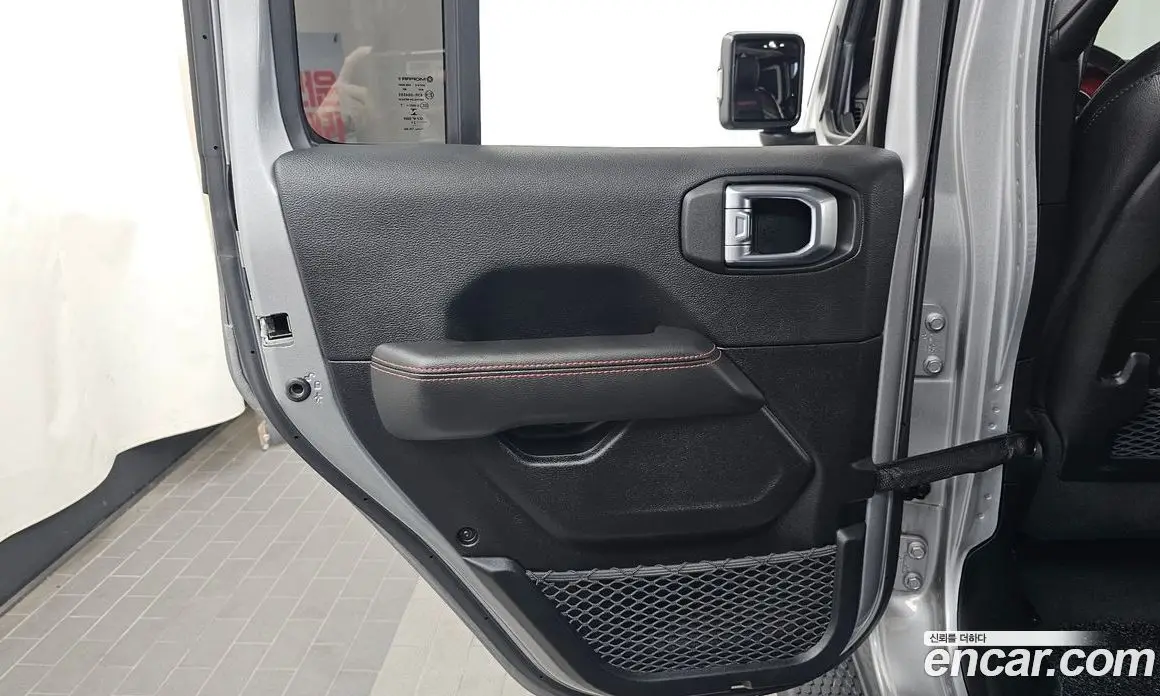 Jeep Wrangler 2021 2.0 автомат (гидро), фото 15 Jeep Wrangler 2021 2.0 автомат (гидро), фото 15