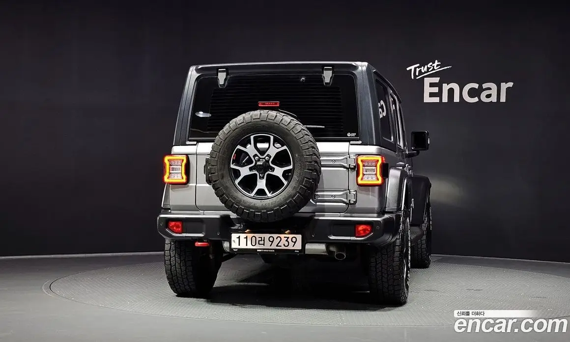 Jeep Wrangler 2021 2.0 автомат (гидро), фото 4 Jeep Wrangler 2021 2.0 автомат (гидро), фото 4