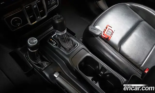 Jeep Wrangler 2021 2.0 автомат (гидро), миниатюра 12
