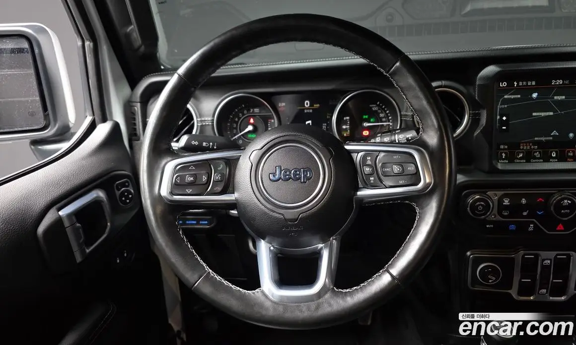 Jeep Wrangler 2021 2.0 автомат (гидро), фото 19 Jeep Wrangler 2021 2.0 автомат (гидро), фото 19