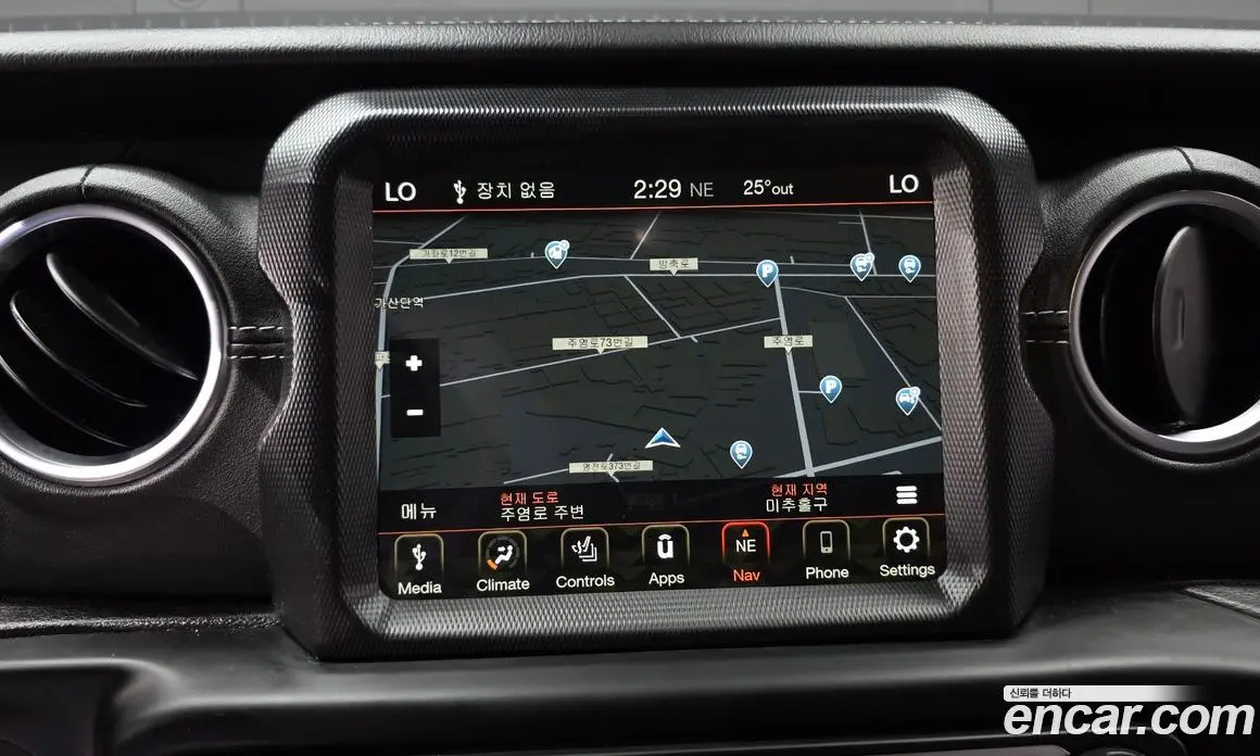 Jeep Wrangler 2021 2.0 автомат (гидро), фото 20 Jeep Wrangler 2021 2.0 автомат (гидро), фото 20