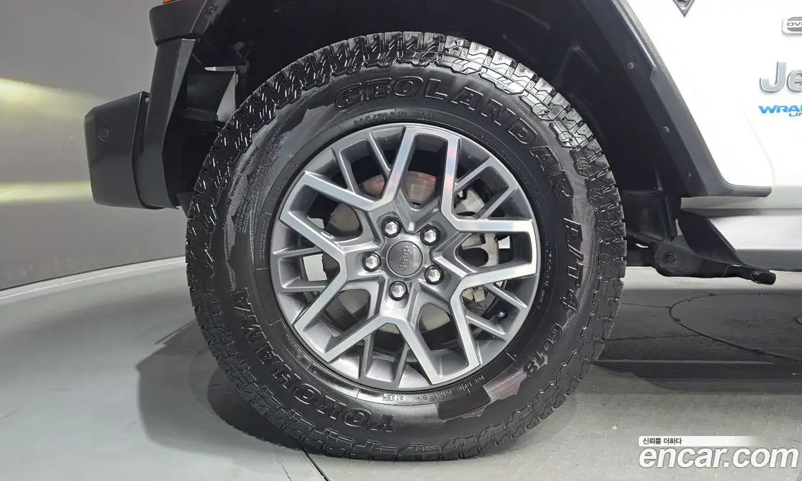 Jeep Wrangler 2021 2.0 автомат (гидро), фото 5 Jeep Wrangler 2021 2.0 автомат (гидро), фото 5