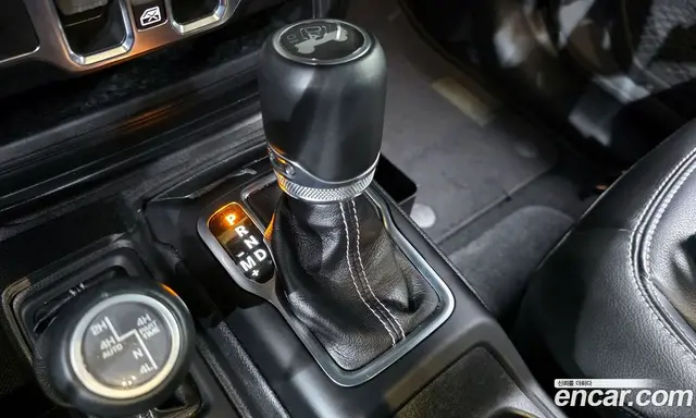 Jeep Wrangler 2022 2.0 автомат (гидро), миниатюра 12