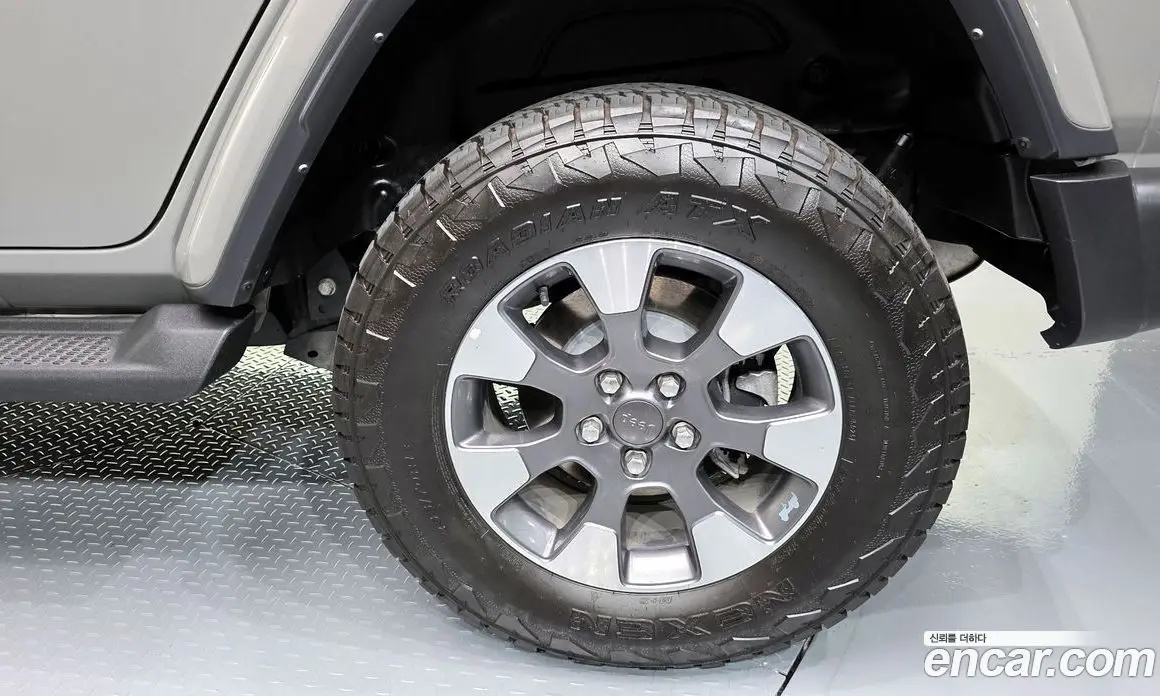 Jeep Wrangler 2022 2.0 автомат (гидро), фото 7 Jeep Wrangler 2022 2.0 автомат (гидро), фото 7