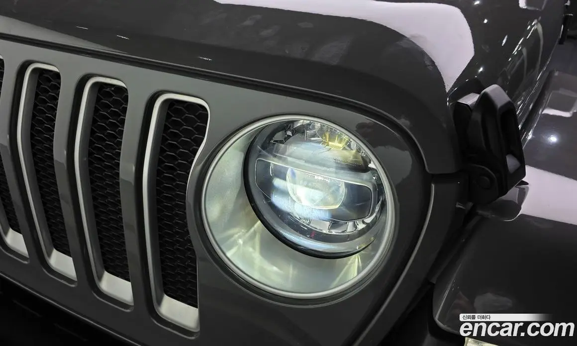 Jeep Wrangler 2022 2.0 автомат (гидро), фото 8 Jeep Wrangler 2022 2.0 автомат (гидро), фото 8