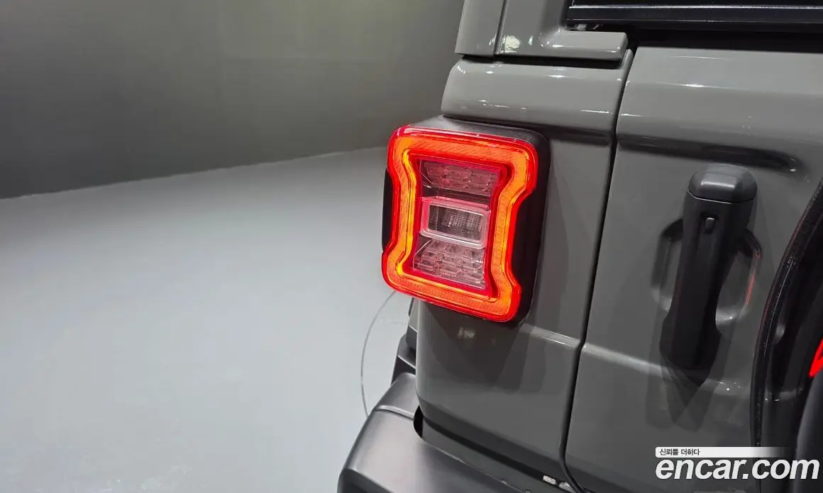 Jeep Wrangler 2022 2.0 автомат (гидро), фото 9 Jeep Wrangler 2022 2.0 автомат (гидро), фото 9