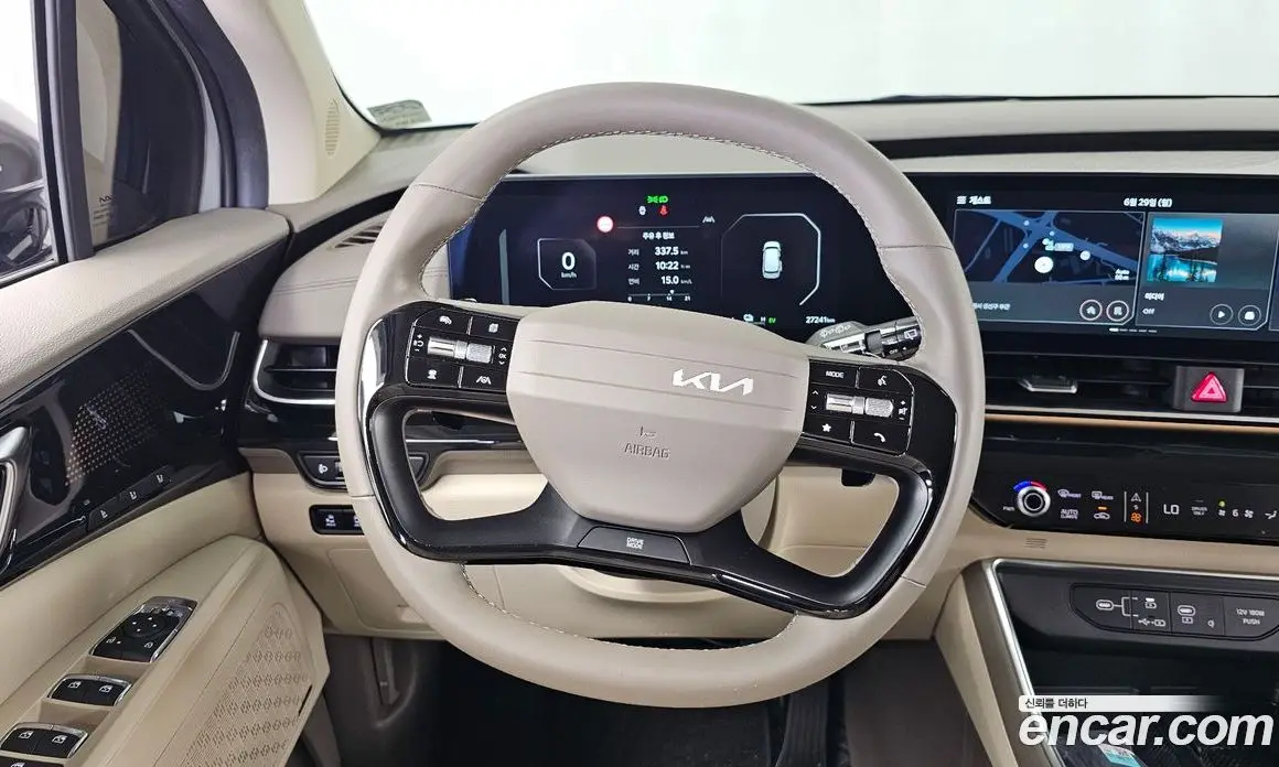 Kia Carnival 2024 1.6 автомат (гидро), фото 19