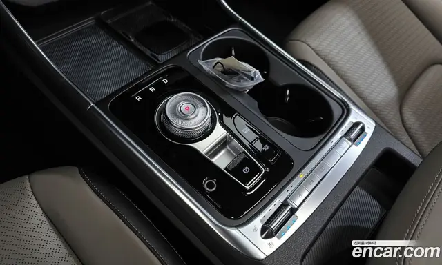 Kia Carnival 2024 1.6 автомат (гидро), миниатюра 12