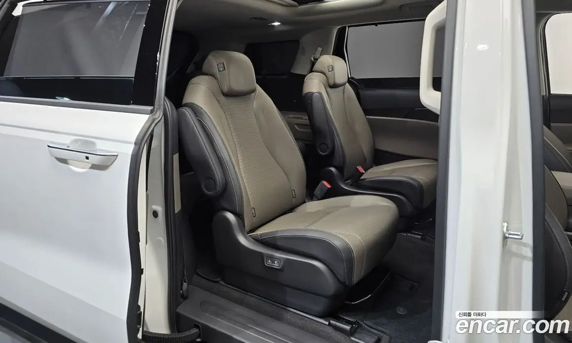 Kia Carnival 2024 1.6 автомат (гидро), фото 17 Kia Carnival 2024 1.6 автомат (гидро), фото 17