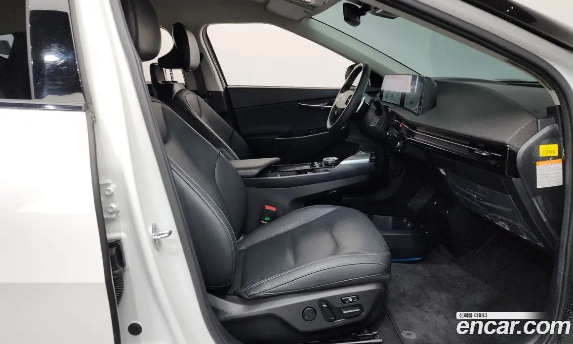 Kia EV6 2022 0.1 автомат (гидро), фото 16 Kia EV6 2022 0.1 автомат (гидро), фото 16