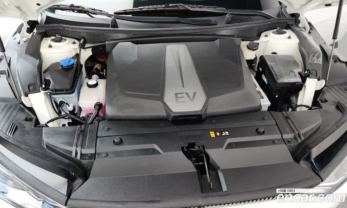 Kia EV6 2022 0.1 автомат (гидро), фото 6 Kia EV6 2022 0.1 автомат (гидро), фото 6
