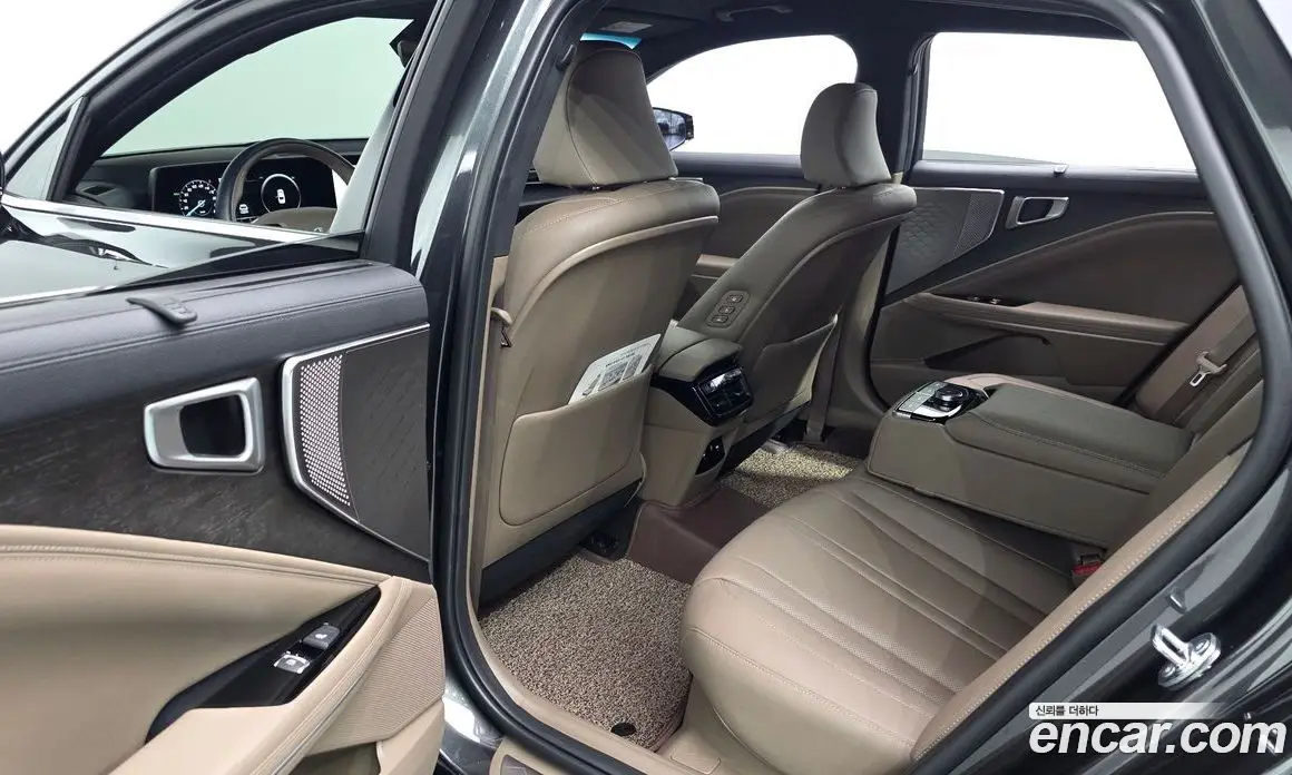 Kia K8 2024 1.6 автомат (гидро), фото 18 Kia K8 2024 1.6 автомат (гидро), фото 18