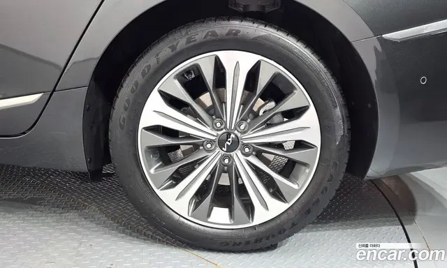 Kia K8 2024 1.6 автомат (гидро), миниатюра 7 Kia K8 2024 1.6 автомат (гидро), миниатюра 7