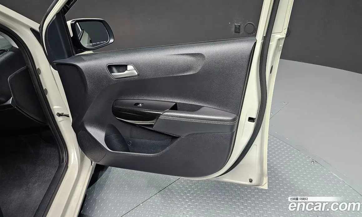 Kia Morning 2019 1.0 автомат (гидро), фото 15 Kia Morning 2019 1.0 автомат (гидро), фото 15