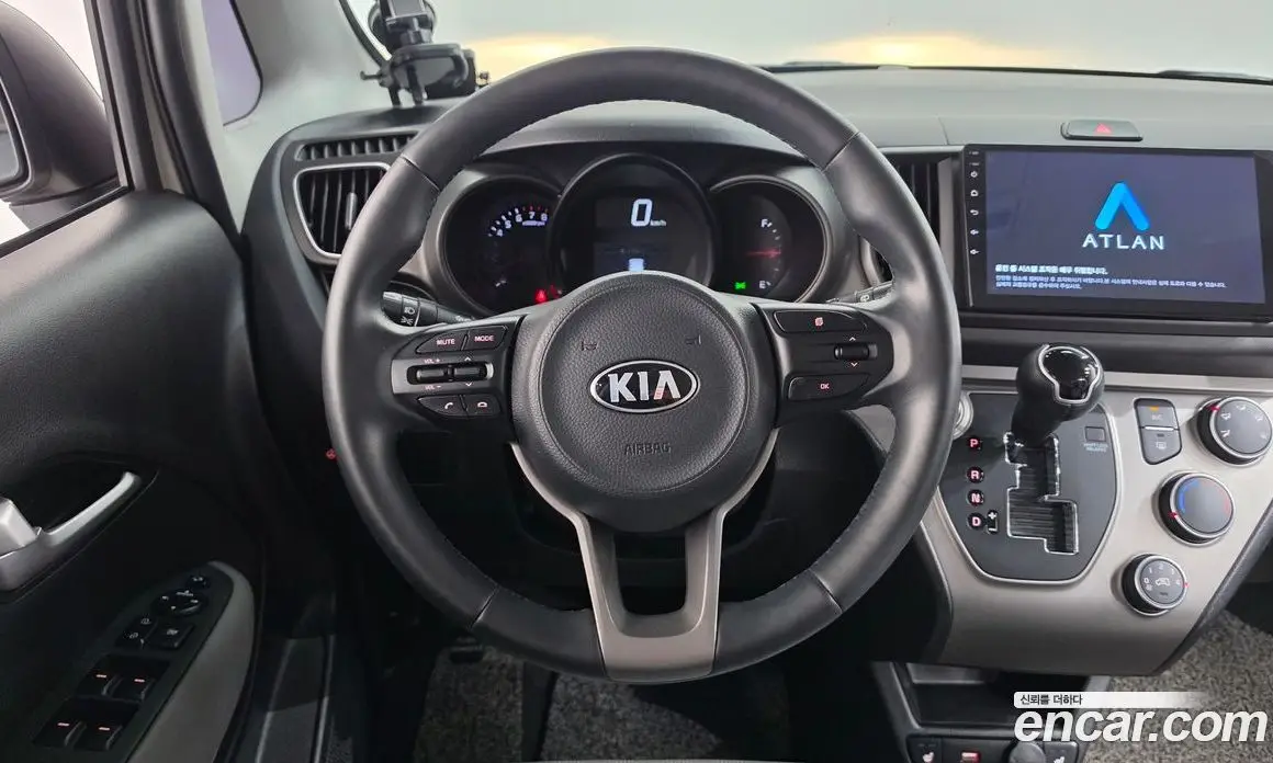 Kia Ray 2020 1.0 автомат (гидро), фото 18