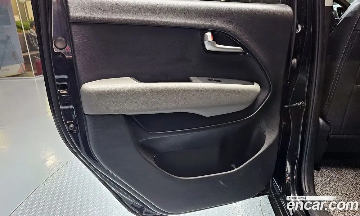 Kia Ray 2021 1.0 автомат (гидро), фото 15