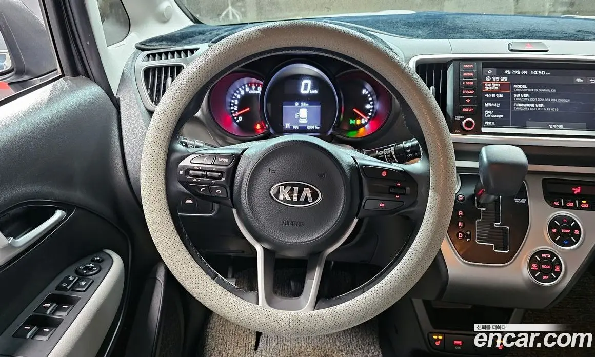 Kia Ray 2021 1.0 автомат (гидро), фото 19