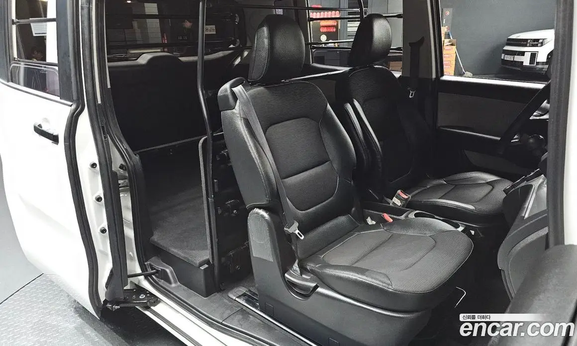 Kia Ray 2022 1.0 автомат (гидро), фото 17