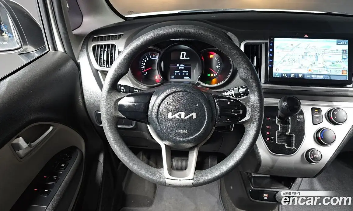 Kia Ray 2022 1.0 автомат (гидро), фото 18